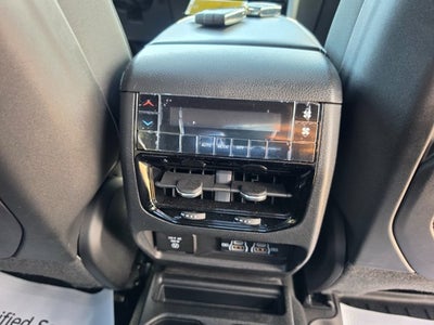 2024 Jeep Grand Cherokee L Altitude X 4x4