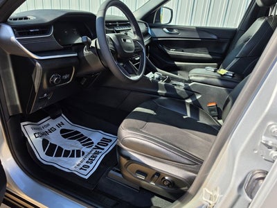 2024 Jeep Grand Cherokee L Altitude X 4x4