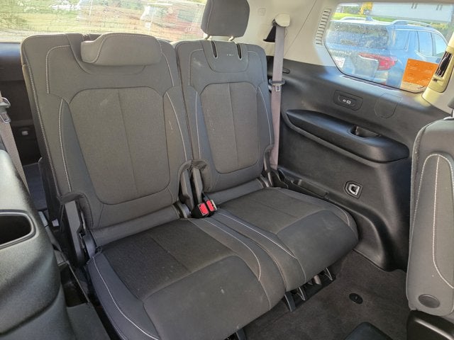 2023 Jeep Grand Cherokee L Laredo 4x4