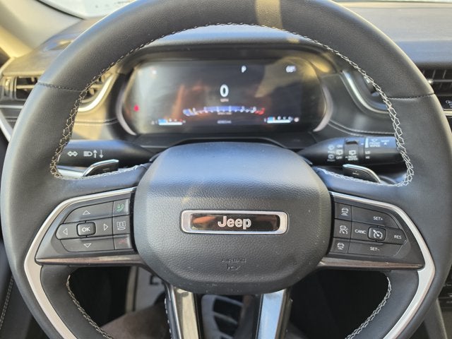 2023 Jeep Grand Cherokee L Laredo 4x4