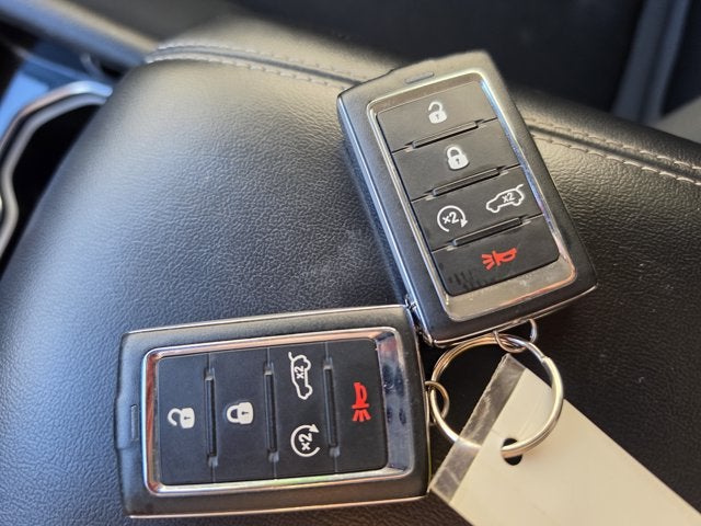 2023 Jeep Grand Cherokee L Laredo 4x4