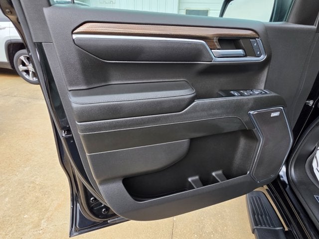 2024 Chevrolet Silverado 1500 4WD Crew Cab Short Bed RST