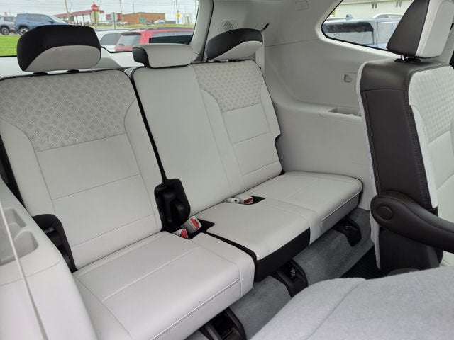 2024 GMC Acadia AWD Denali