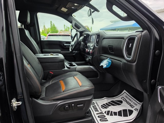 2022 GMC Sierra 2500HD 4WD Crew Cab Standard Bed AT4