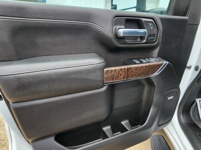 2023 GMC Sierra 2500HD 4WD Crew Cab Standard Bed Denali