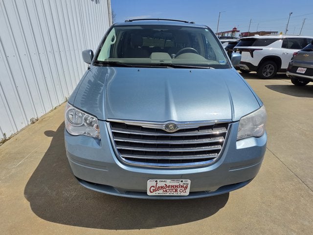 2010 Chrysler Town & Country Touring