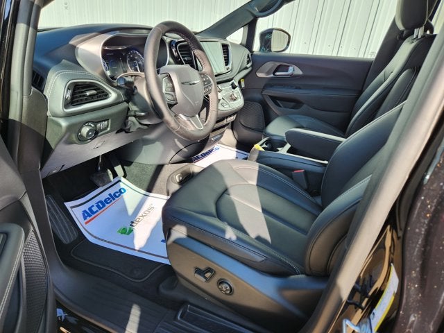 2025 Chrysler Pacifica PACIFICA SELECT AWD