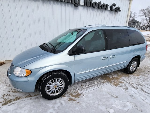 2001 Chrysler Town & Country Limited