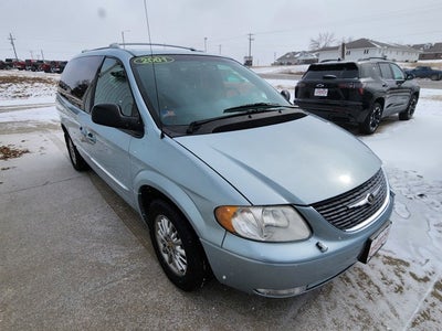 2001 Chrysler Town & Country Limited