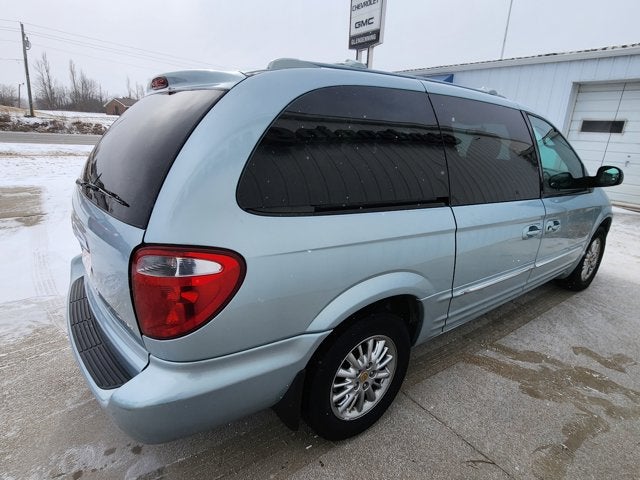 2001 Chrysler Town & Country Limited