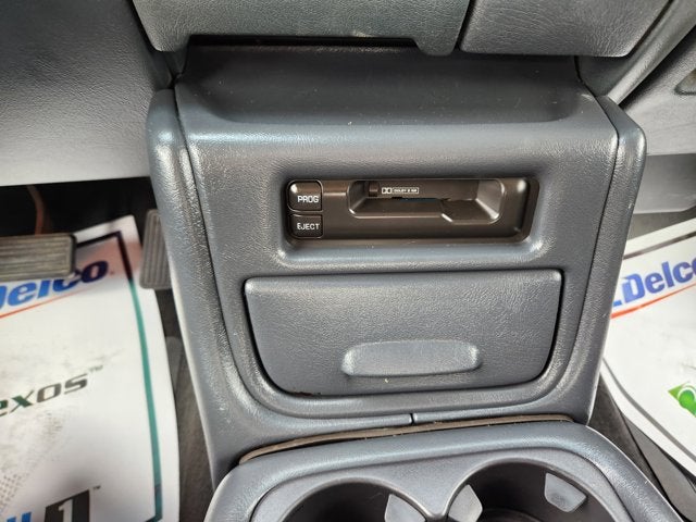 2002 Chevrolet Silverado 1500 LS