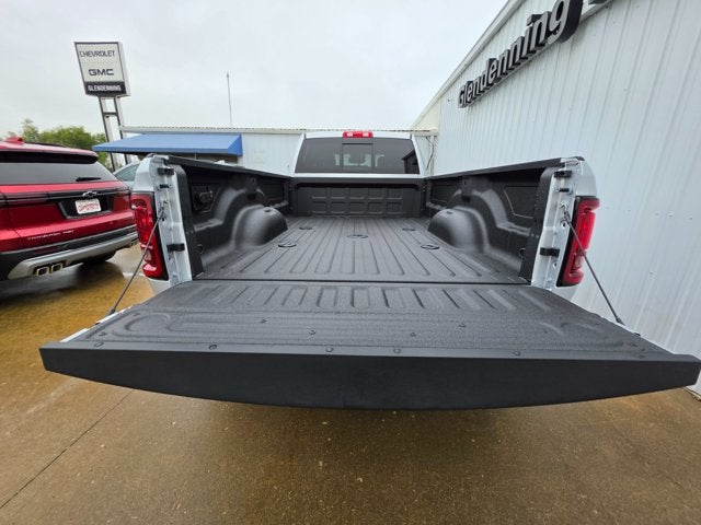 2027 RAM Ram 3500 RAM 3500 TRADESMAN CREW CAB 4X4 8' BOX