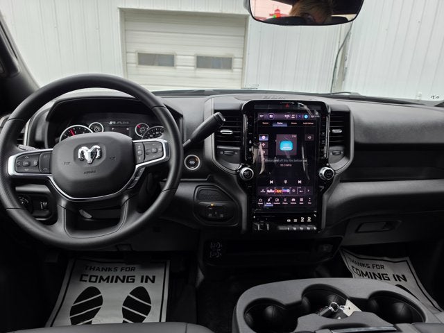 2027 RAM Ram 3500 RAM 3500 TRADESMAN CREW CAB 4X4 8' BOX