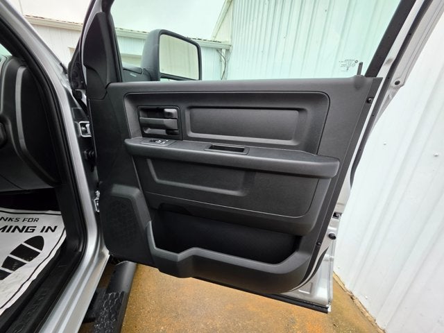 2027 RAM Ram 3500 RAM 3500 TRADESMAN CREW CAB 4X4 8' BOX