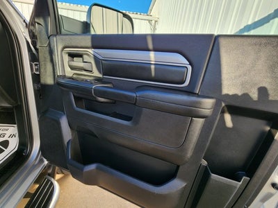 2022 RAM 2500 Tradesman Regular Cab 4x4 8' Box