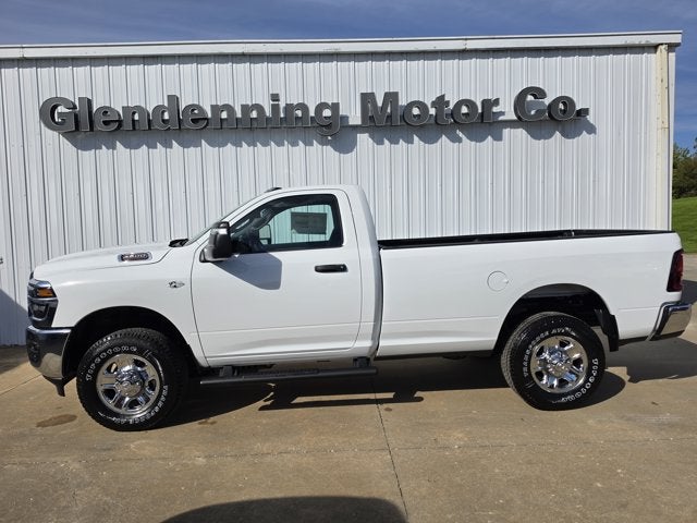 2027 RAM Ram 2500 RAM 2500 TRADESMAN REGULAR CAB 4X4 8' BOX