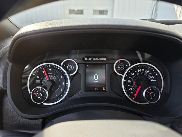 2027 RAM Ram 2500 RAM 2500 TRADESMAN REGULAR CAB 4X4 8' BOX
