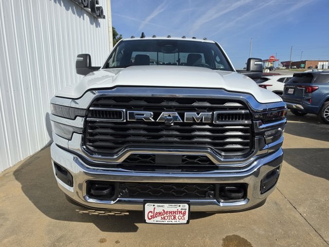 2027 RAM Ram 2500 RAM 2500 TRADESMAN REGULAR CAB 4X4 8' BOX