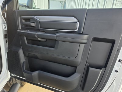 2027 RAM Ram 2500 RAM 2500 TRADESMAN REGULAR CAB 4X4 8' BOX