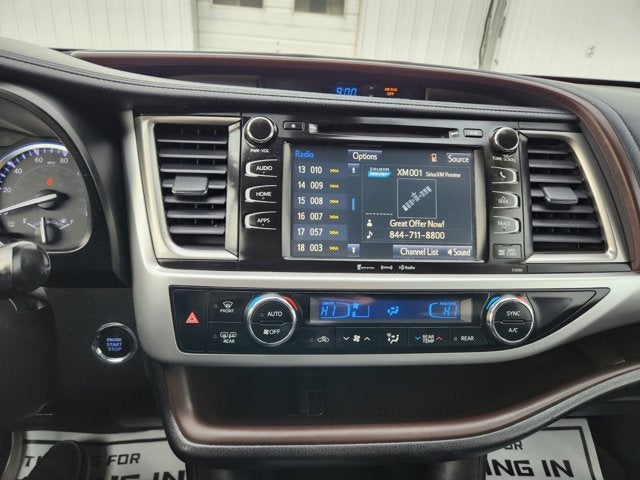 2019 Toyota Highlander SE